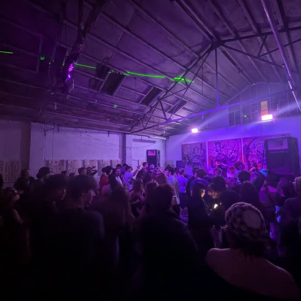 STEADY ROLLIN: Back 2 The Roots